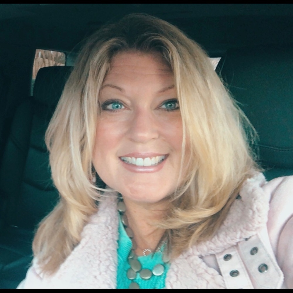 Meet your Posher, Julie